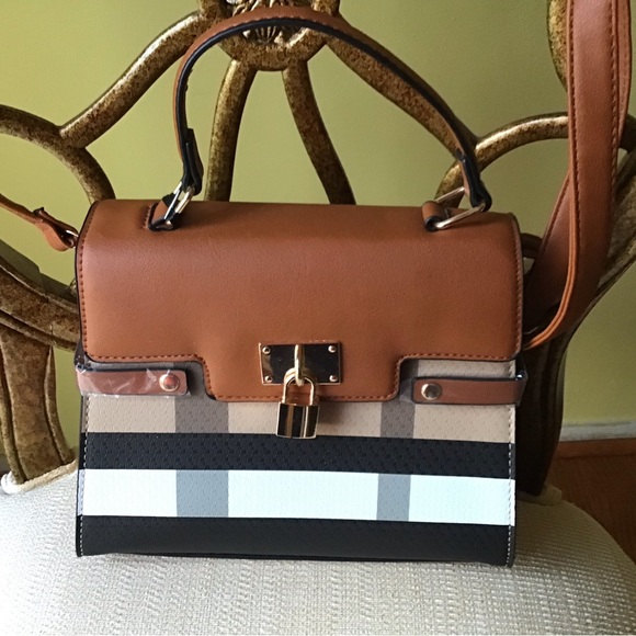 Deluxity shoulder Bag - Picture 2 of 11